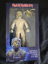 Modellino NECA Iron Maiden World Slavery Tour 84-85 Retro Cloth 8"