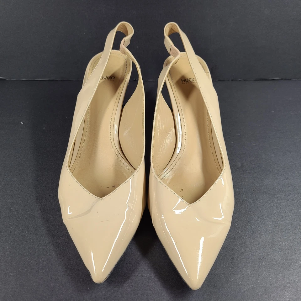 Sandalias Hugo Boss Hellia charol beige nude punta puntiaguda talla 9 Foto 2 de 4