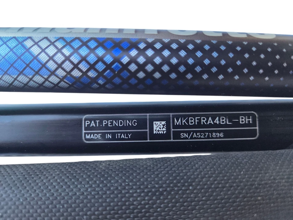 Mangrotto MKBFRA4G-BH Befree Aluminum Tripod Blue XC-M H30 Head Unit Italy - Image 2 of 4