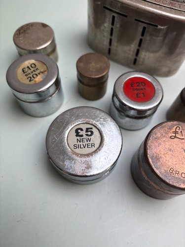 Halifax Largest Building Society Money Box & Vintage Post office weights bundle - Picture 13 of 23