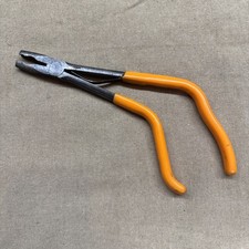 Snap On Tools Orange Pistol Grip 10" Long Reach Needle Nose Pliers Pin Jaw