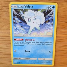 ALOLAN VULPIX 39/236 POKEMON CARD (COSMIC ECLIPSE SET) 