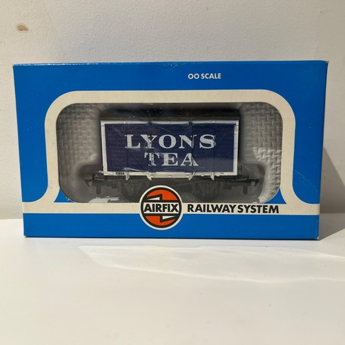 VINTAGE AIRFIX 54302-0 12T GESCHLOSSENER WAGEN LYONS TEE SPUR OO UNBENUTZT VERPACKT NEUWERTIG | Zustand: New