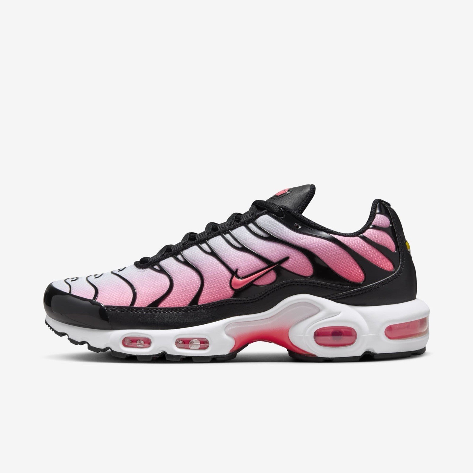 Nike Air Max Plus ‘Black Hot Punch’ Pink Sneakers, Size 8.5 BNIB DZ3670-002
