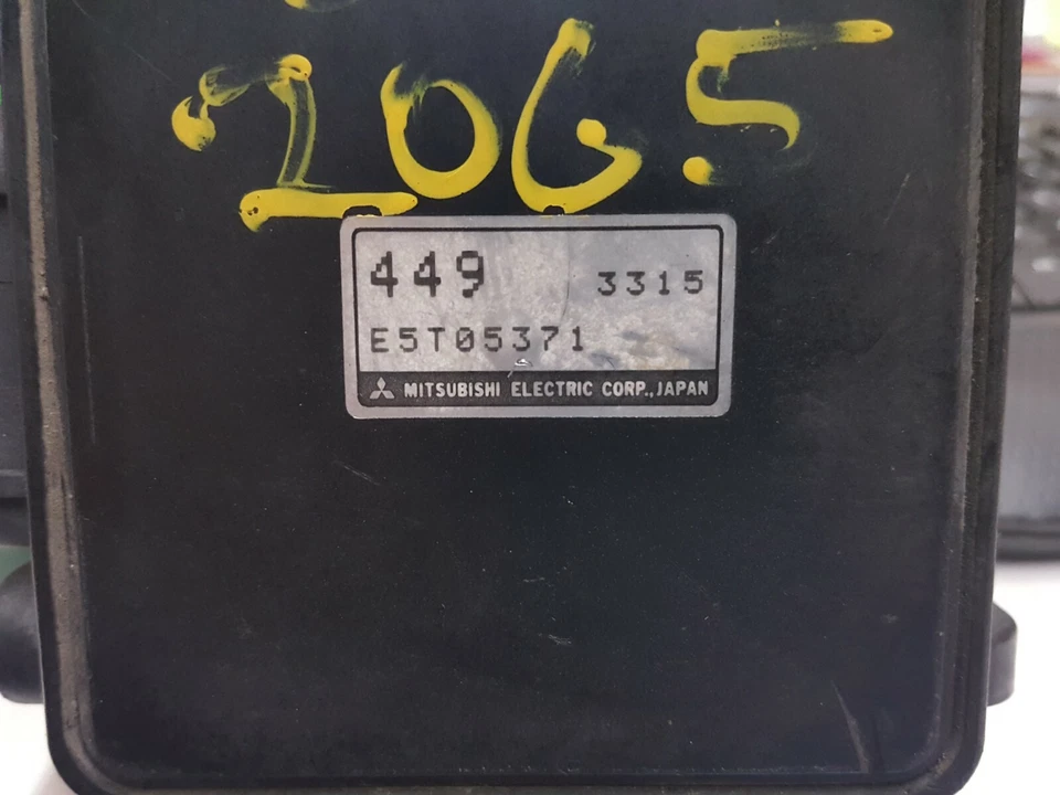 Sensor medidor de flujo de aire de masa 87 Mitsubishi Raider E5T05371 usado Foto 2 de 4