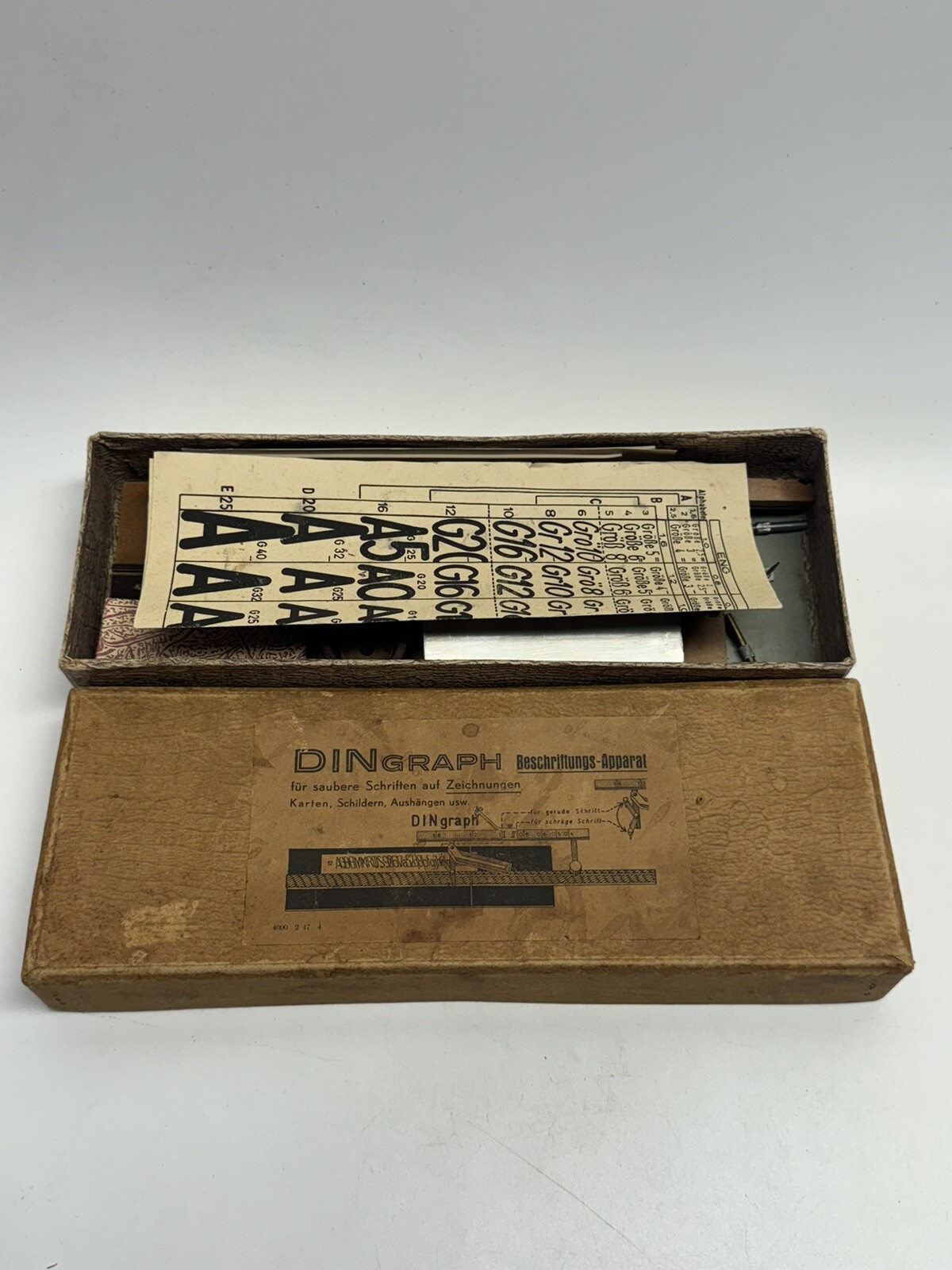 RARE NOS Vintage Writing instrument DINGRAPH SCHRIFTEN Inscriptions Alphabet