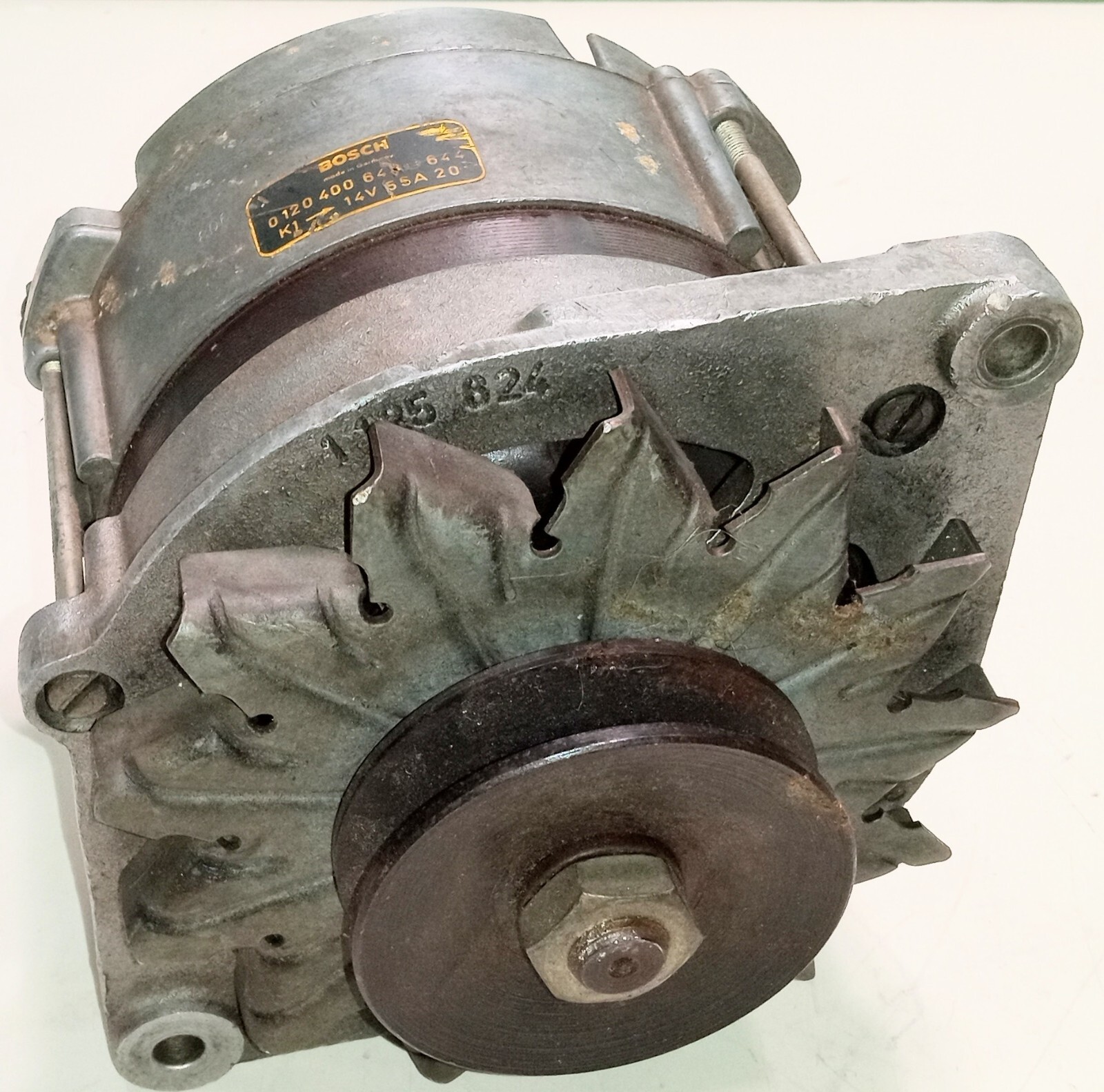 Maserati Ghibli Bosch Engine Alternator_107/2ME65079_Bora_Indy_Khamsin