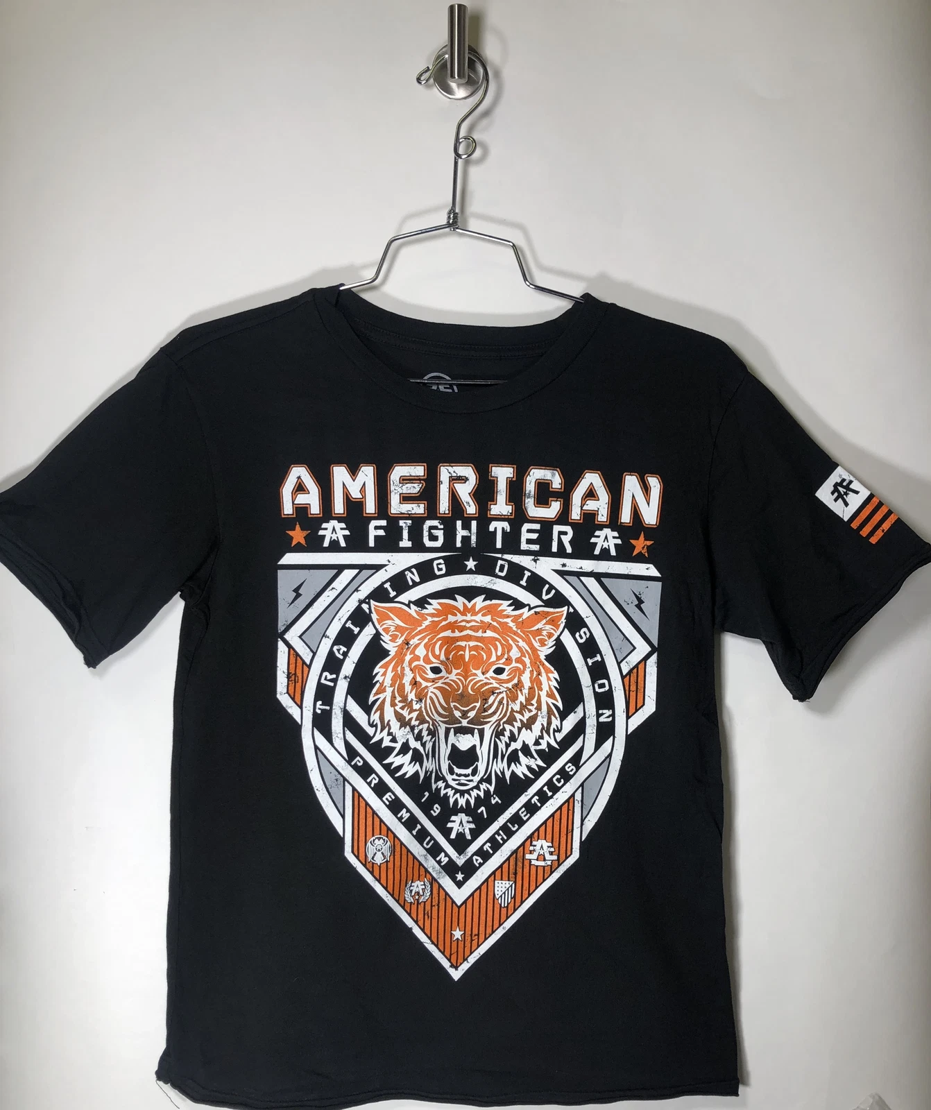 AMERICAN FIGHTER CHESTERBROOK Boy’s T-shirt -Youth Tee
Opens in a new window or tab
