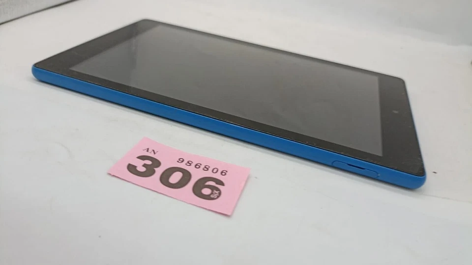 Amazon Fire HD 8 6th Gen PR53DC 16GB Blue - Device Only Used. Tested working - Image 4 of 4