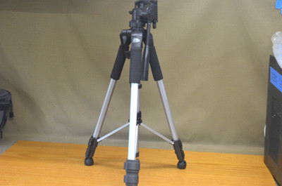 Digital Concepts TR-60N Tripod     (4-A)