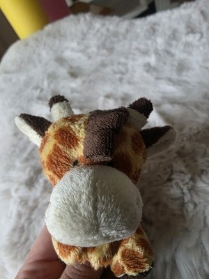 Eine süße kleine Giraffen Stofftier, für den Kühlschrank zum hinhängen nanu-nana