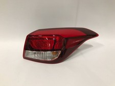 Hyundai i20 (GB IB) 2014 Hinten rechts Rückleuchte Heckleuchte 92402-C8 LDP247