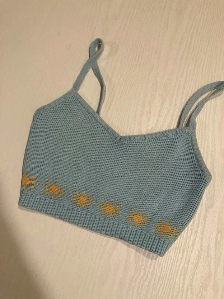 Camiseta sin mangas PacSun LA Hearts talla pequeña suéter recortado marea alta sol azul claro  Foto 2 de 4