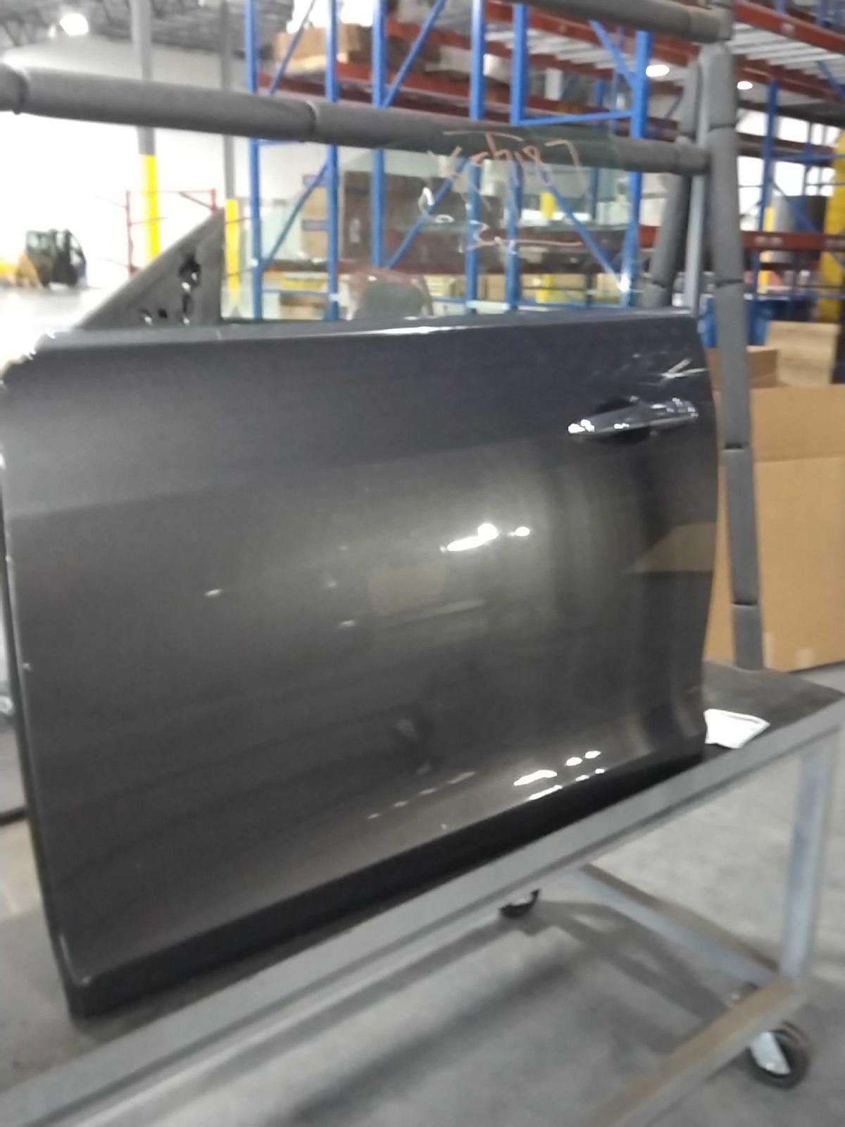 Used Door Assembly Front fits: 2015 Maserati GHIBLI  Grade A