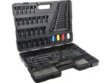Halfords Advanced 200 Pc Socket and Ratchet Spanner Set - Limited Black Edition