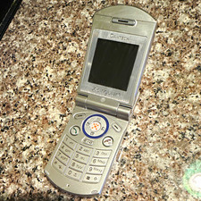 Pantech C300 Cingular Flip Phone Silver - UNTESTED