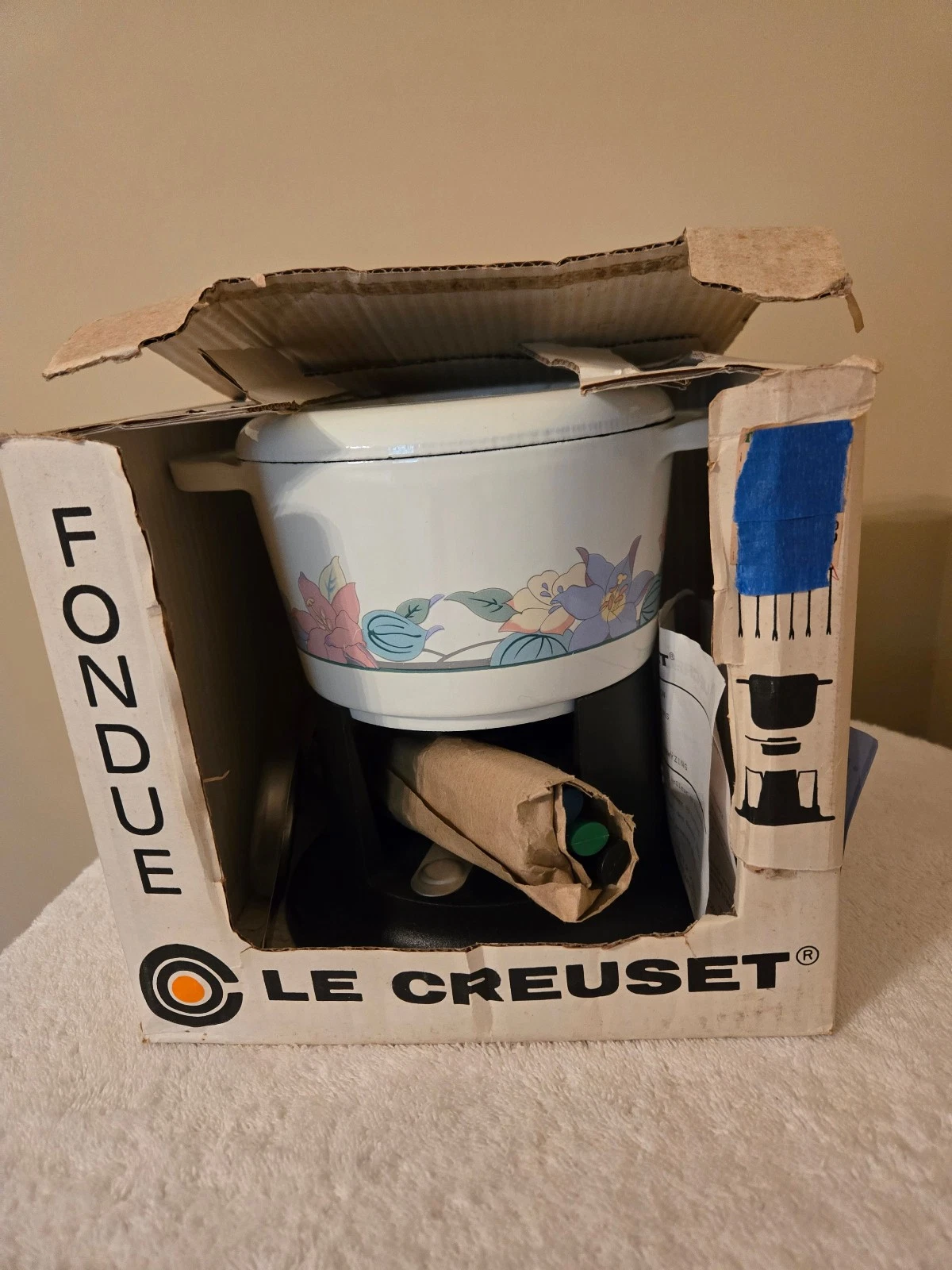 Rare Vintage 1980s Le Creuset Enameled Cast Iron Fondue Set #6071 New w/Open Box
Opens in a new wind