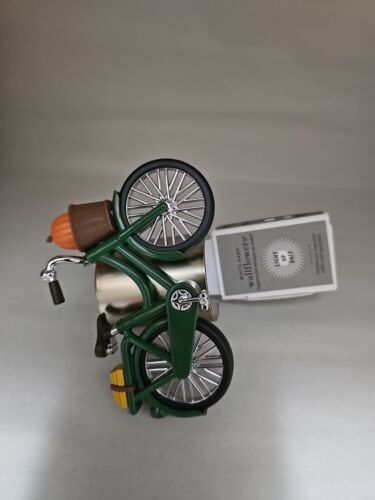 Bath & Body Works Fall Bicycle Light Up Wallflower Plug NEW - Picture 2 of 3