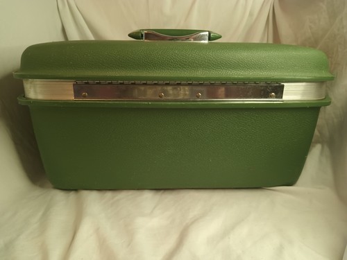 Vintage Green Royal Traveller Train Case Makeup Carry-On Luggage NO KEY - Picture 9 of 17