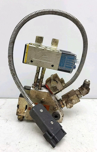 Nordson MB2 Hot Melt Glue Applicator 1095809 Solenoid Valve