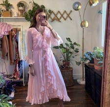 Vintage Flair Lingerie Ruffle Set
