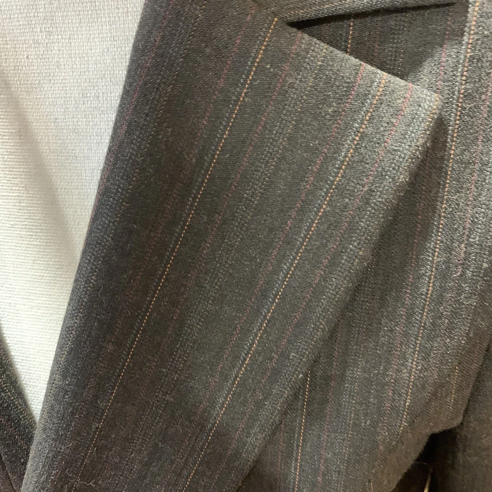 Blazer Classiques Entier VNTG Rayas Lg Madera Tallada Botón Forro Floral Foto 4 de 4