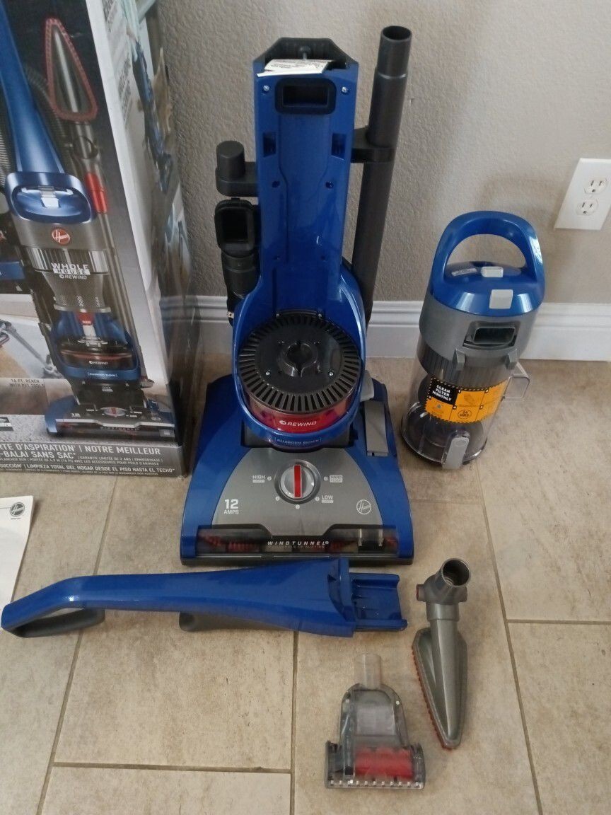 NEW HOOVER Whole House Rewind Bagless Upright Vacuum Cleaner, UH71250V