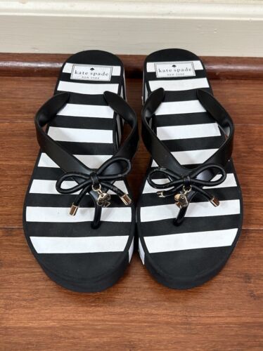 Sandali infradito Kate Spade Rhett zeppa taglia 8M nero bianco righe retrò