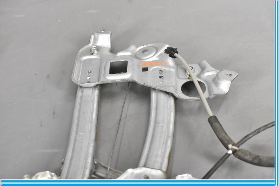 02-10 Lexus SC430 Cuarto trasero derecho regulador ventana trasera con motor OEM Foto 3 de 4