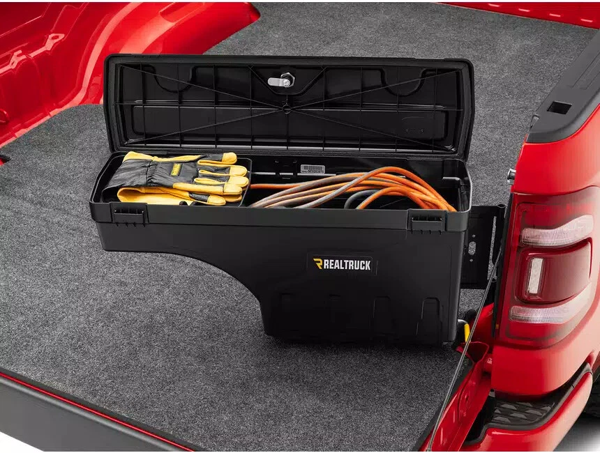 UnderCover Swing Case ToolBox Fits 20-25 Silverado/Sierra 2500/3500 Pass Side Foto 2 de 4
