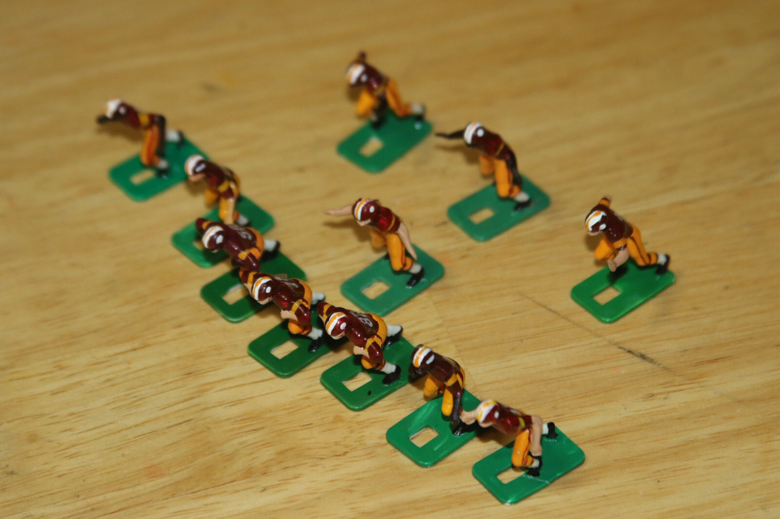 RARE Haiti Black Shoe D Washington Redskins Tudor Electric Electronic