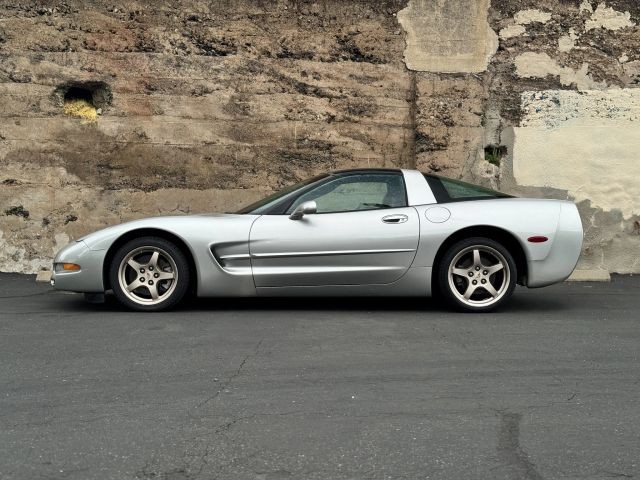 2004 Silver Chevrolet Corvette   | C5 Corvette Photo 7