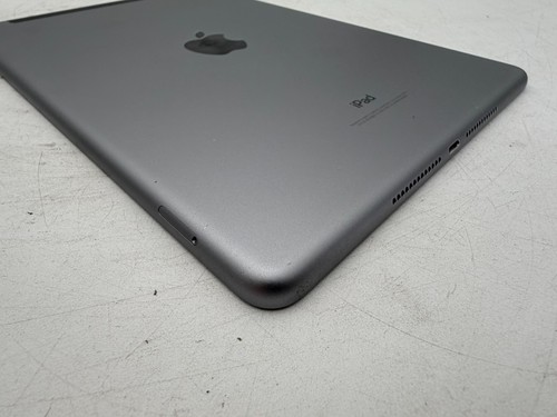 Apple iPad 6a gen. 9,7" 32 GB grigio siderale Wi-Fi + cellulare 4G sbloccato #2 - Foto 11 di 11