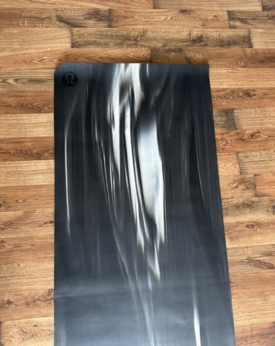 Lululemon The Reversible Yoga Mat 5mm Marble Black/White Exercise 