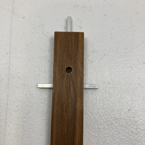 Vintage Metall und Holz christliches Kreuz schmal Wandbehang Dekor 8,5" MCM - Bild 8 von 13
