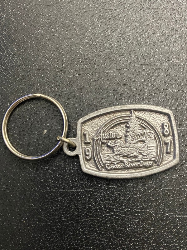 Vintage 1971 Cedar River Days Austin MN SPAM Festival Keychain Hormel Souvenir M