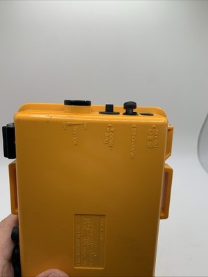 Unisef Vtg Stereo Aquasports Cassette Player af-45 Yellow Water