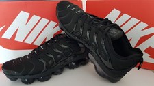 Nike Air vapormax plus Trainers triple black UK 10  EUR 45