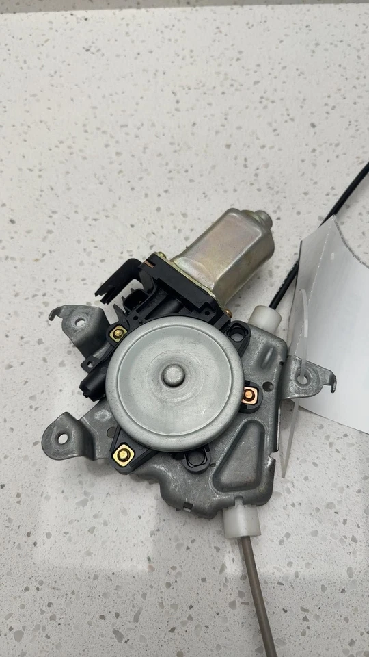 00 01 02 03 04 05 06 NISSAN SENTRA Front Door Regulator Nissan Right W/ Motor Foto 2 de 4