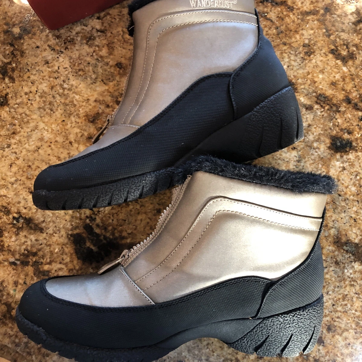 Wanderlust Ankle Rain Snow Boots T11408 Emily Black Bronze Womens