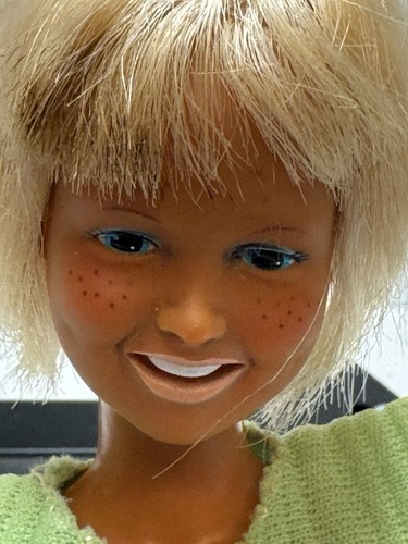 Vintage Dusty Doll w Original Outfit Kenner 1974 Hong Kong TNT superstar era☀️- - Picture 16 of 16