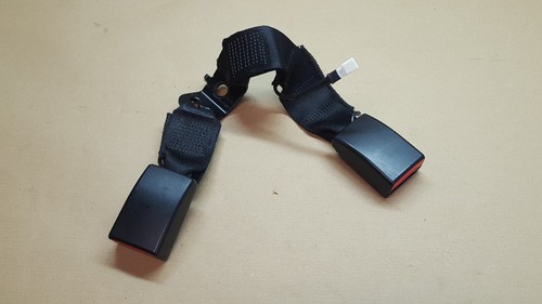 BMW 1ER F20 F21 GURTSCHLOSS HINTEN MITTE 7355471 11-18