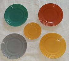 Hazel Atlas Moderntone Little Hostess Lot 4 Plates, 1 Saucer