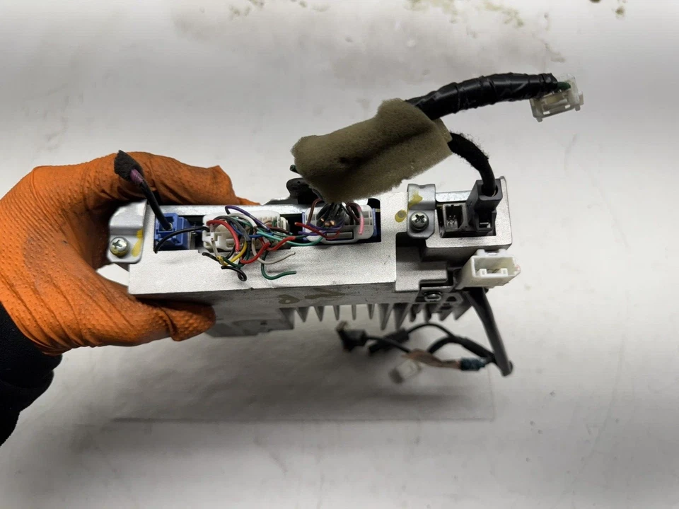 ORIGINAL 2017-2020 Toyota Yaris GPS Navigation Radio Receiver Module DD1B669C0H - Image 3 of 4