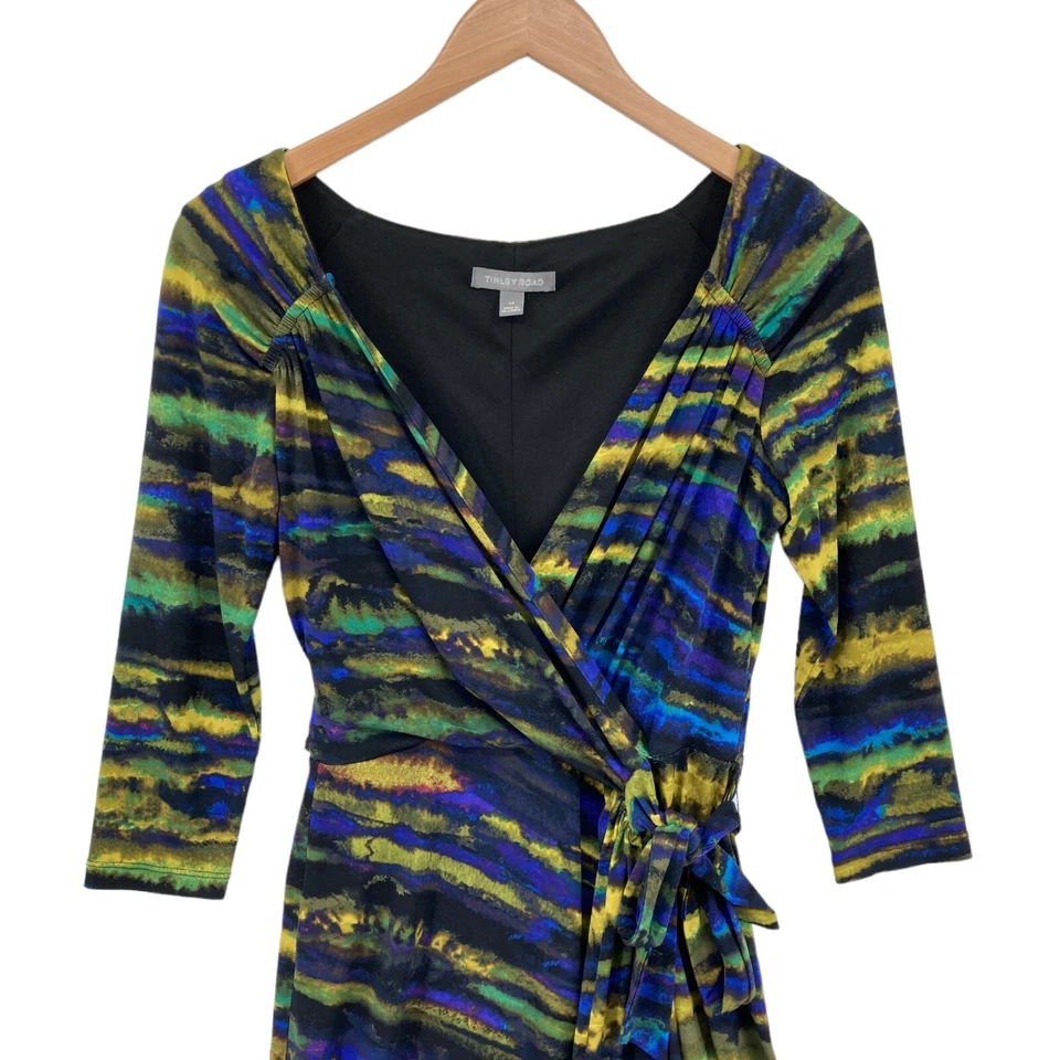 Vestido Vaina Tinley Road Mujer XS Multicolor Tejido Asimétrico Cuello en V Cordón Foto 4 de 4