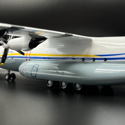 Official licenced aircraft model Antonov 22 An-22A UR-09307 scale