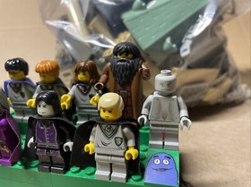 Vintage LEGO Harry Potter Hogwarts Castle Set 4709 99% Complete figs included