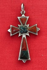 A Scottish Silver Cross Set with Agates. 45 x 28mm. Fine Engraved Back. C.1910