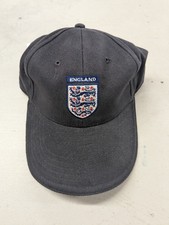 Umbro Hat, England logo, Navy with Red highlights,
