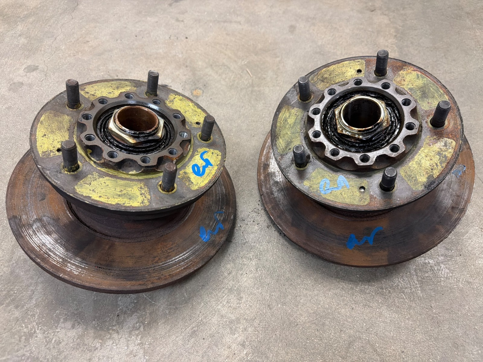 Rolls-Royce Silver Spur Rear Right Steering knuckles Set